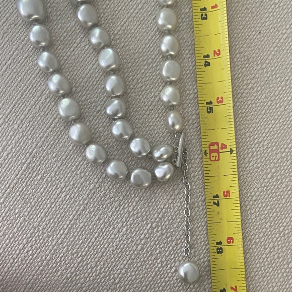 Elegant Silver Pearl Necklace - Picture 11 of 11